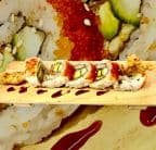 Best 半只螃蟹 Spider Roll in Willits, CA